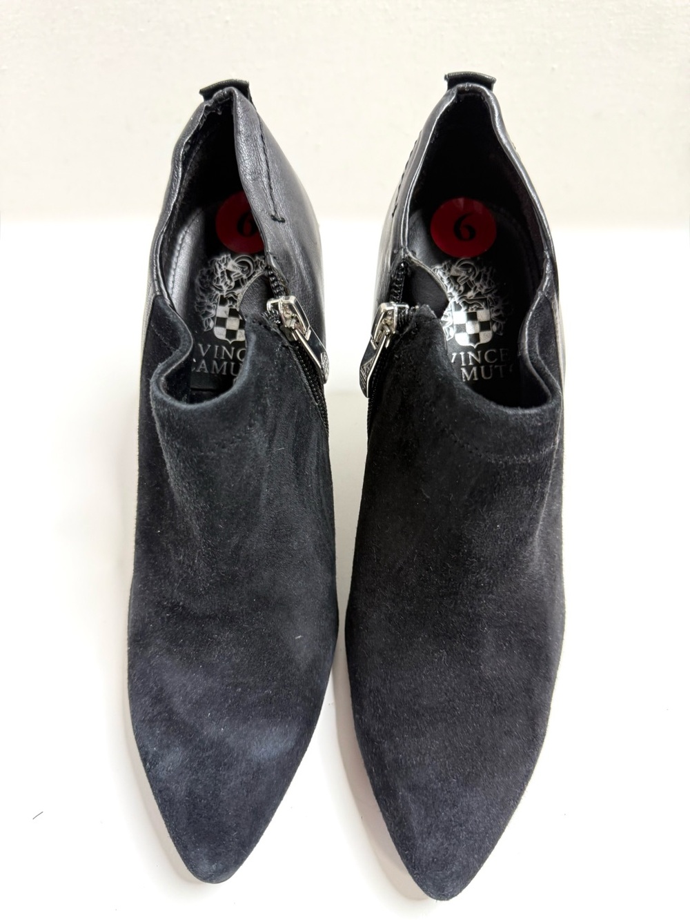 Vince Camuto Black Suede & Leather Pointed Toe Ankle Bootie Size 6